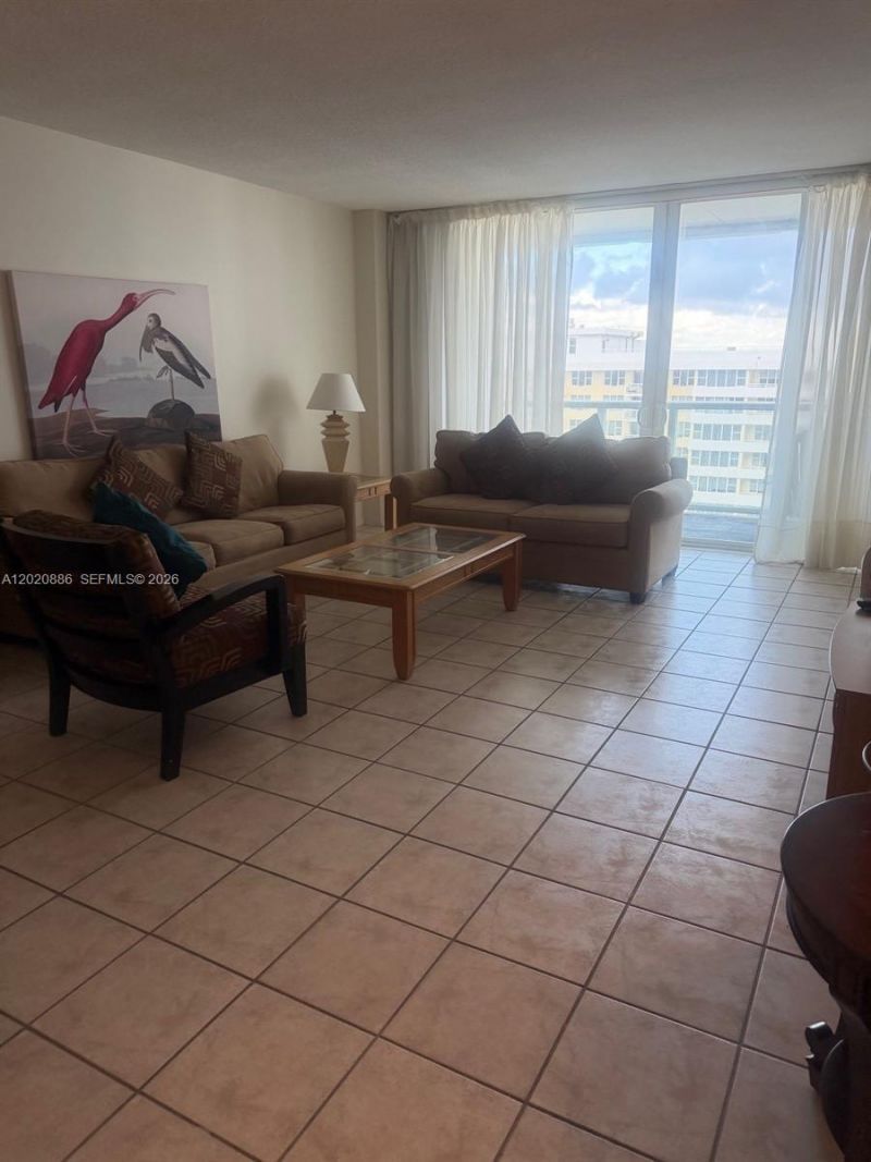 5601 Collins Ave, Unit 1718, Miami Beach, FL 33140 Photo
