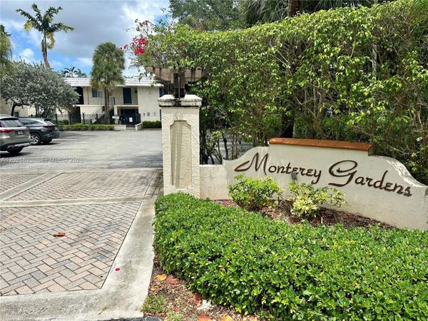 8617 SW 68th Ct , Unit 26, Pinecrest, FL 33156