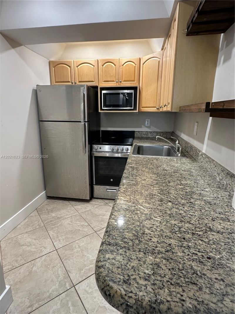 8617 SW 68th Ct , Unit 26, Pinecrest, FL 33156 Photo