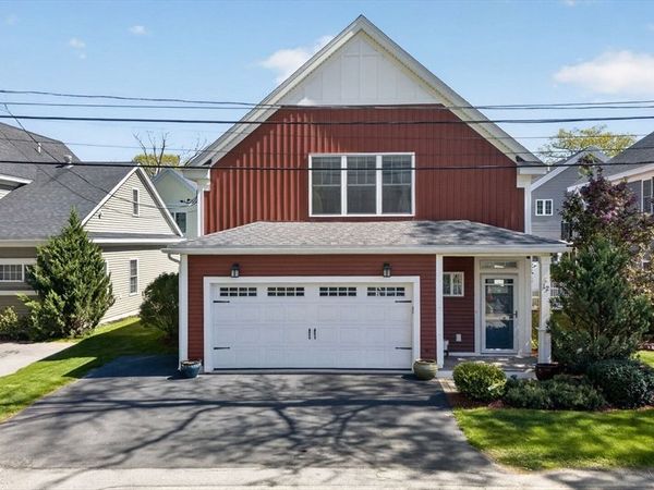 12 Old County Rd, Salisbury, MA 01952