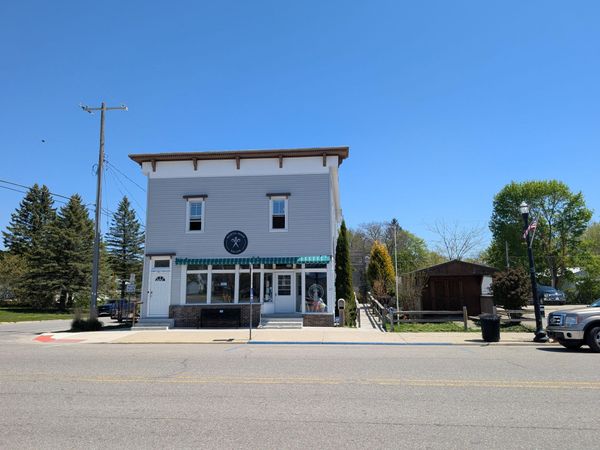 120 Main Street N, Scottville, MI 49454