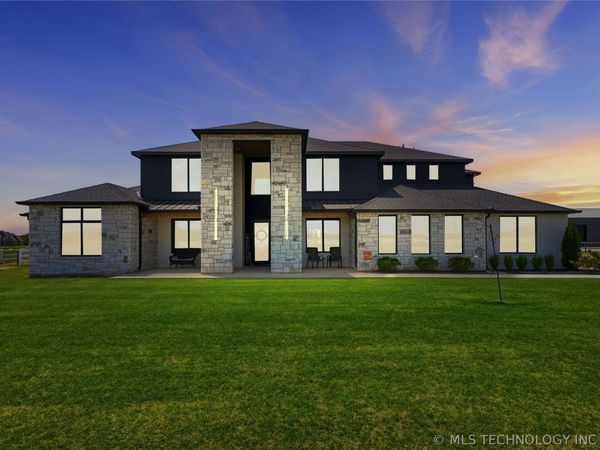 5882 E 171st Street S, Bixby, OK 74008