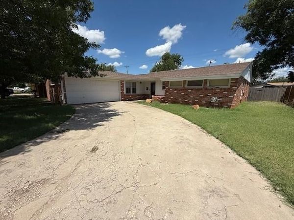 2125 S Willis Street , Abilene, TX 79605