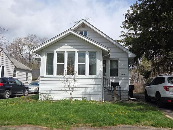 1426 Lincoln Avenue , Flint, MI 48507