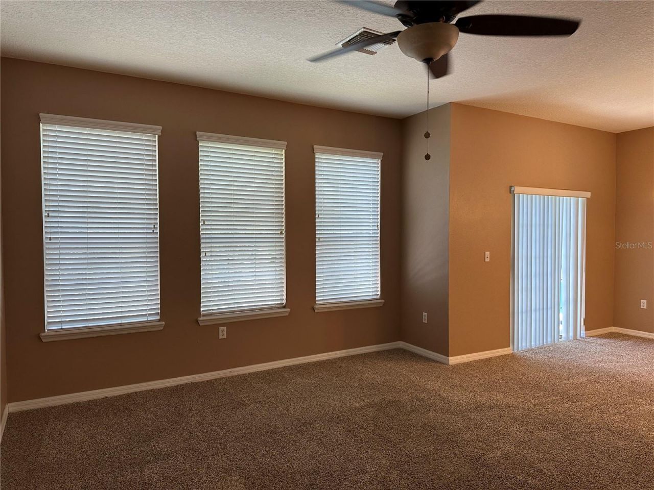 628 51st Avenue N, Saint Petersburg, FL 33703 Photo