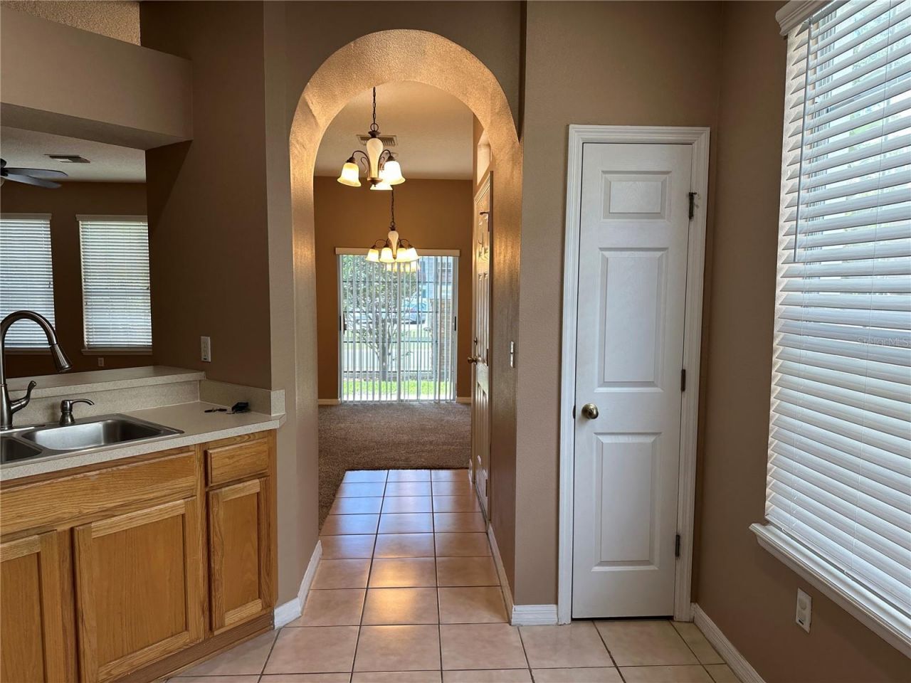 628 51st Avenue N, Saint Petersburg, FL 33703 Photo