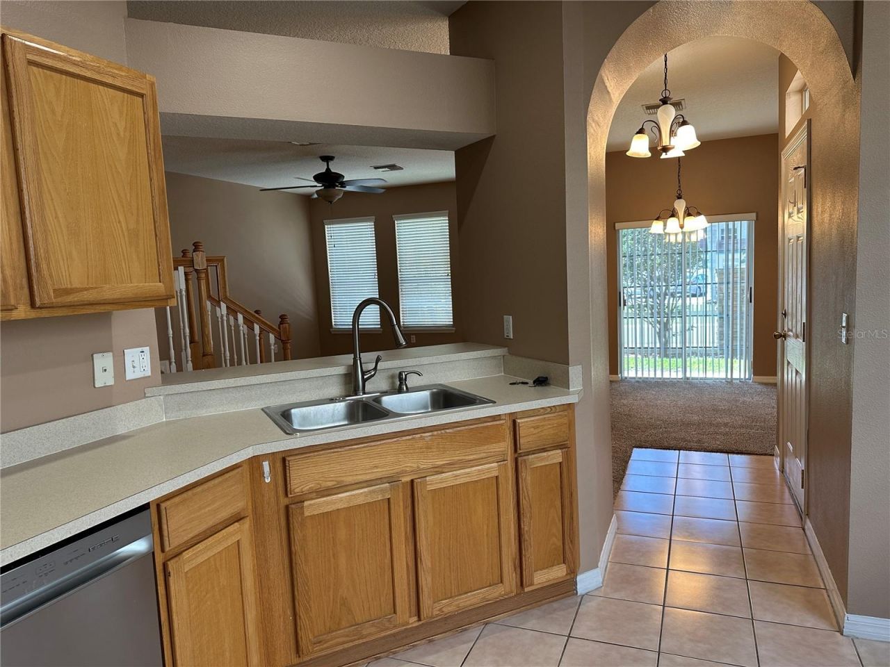 628 51st Avenue N, Saint Petersburg, FL 33703 Photo