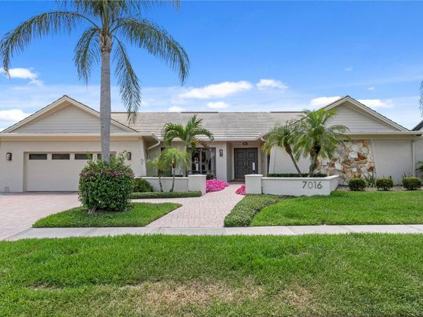 7016 PELICAN ISLAND DRIVE , TAMPA, FL 33634