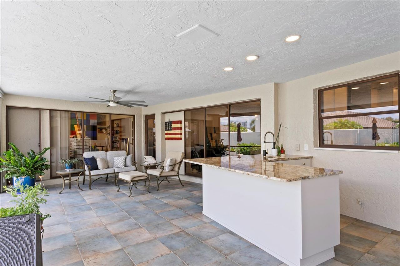 7016 Pelican Island Drive, Tampa, FL 33634 Photo