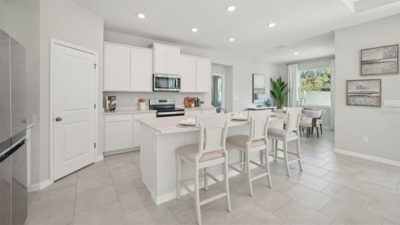 2046 Stratten Drive, Zephyrhills, FL 33541 Photo