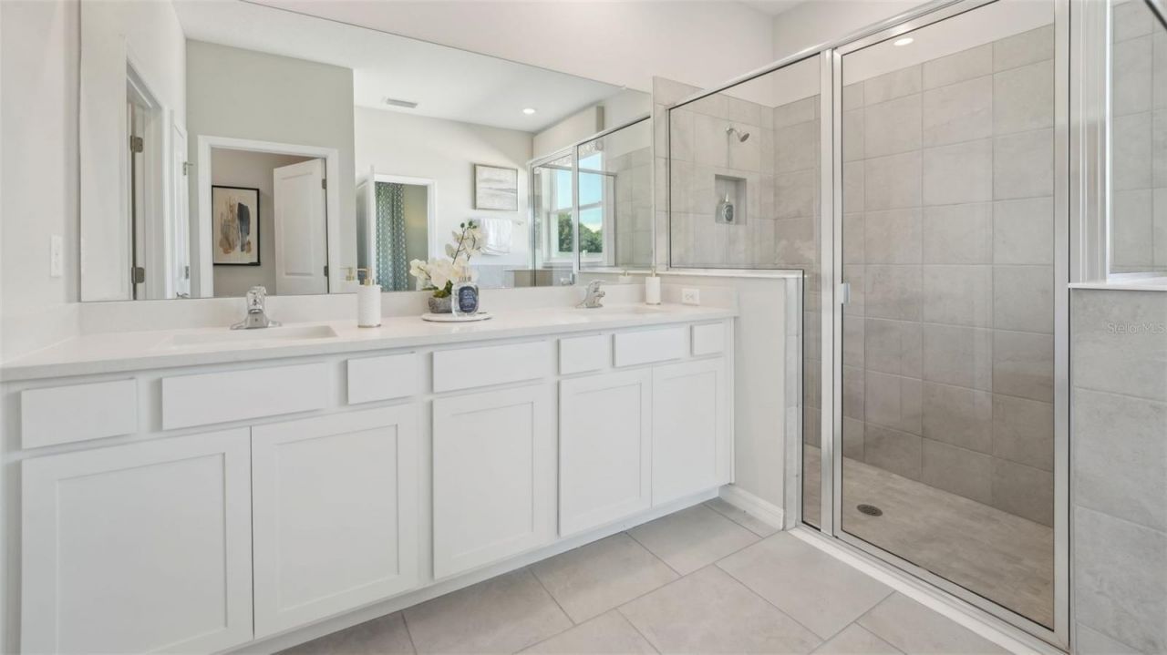 2046 Stratten Drive, Zephyrhills, FL 33541 Photo