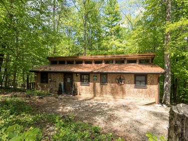 2040 Echo Point Road, Bronston, KY 42518