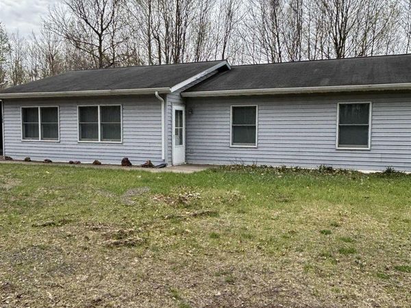 1788 Wolf Ridge Rd, Cloquet, MN 55720