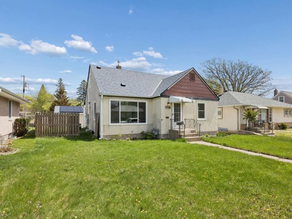 1652 Atlantic Street, Saint Paul, MN 55106