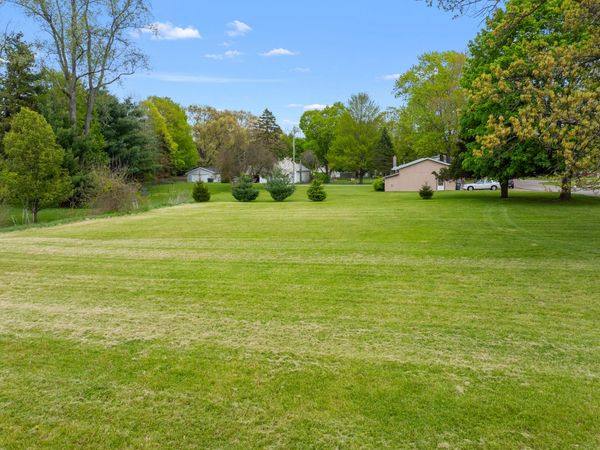 649 Adams Street, Vicksburg, MI 49097