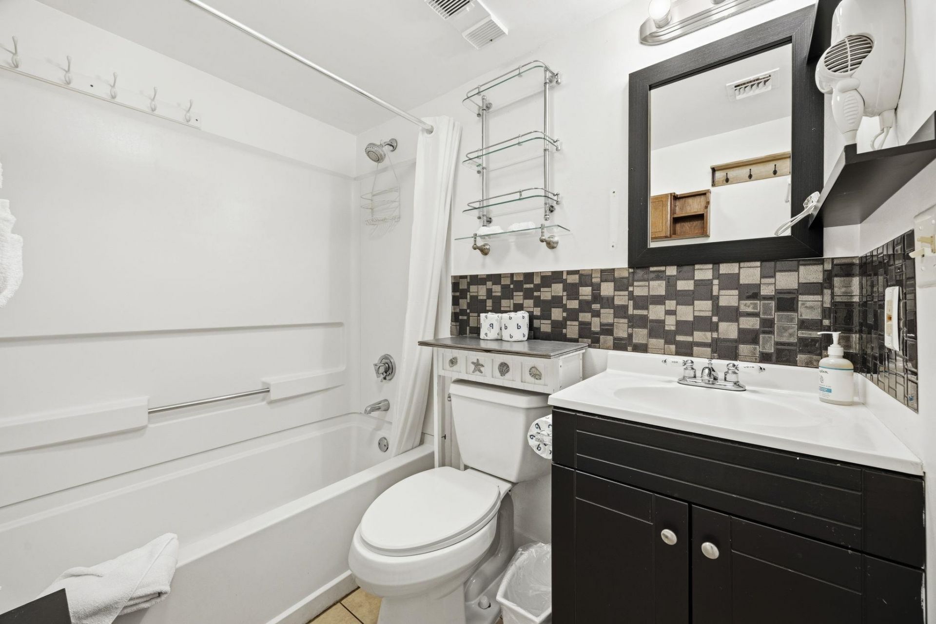 1605 S Ocean Blvd.  Photo 18