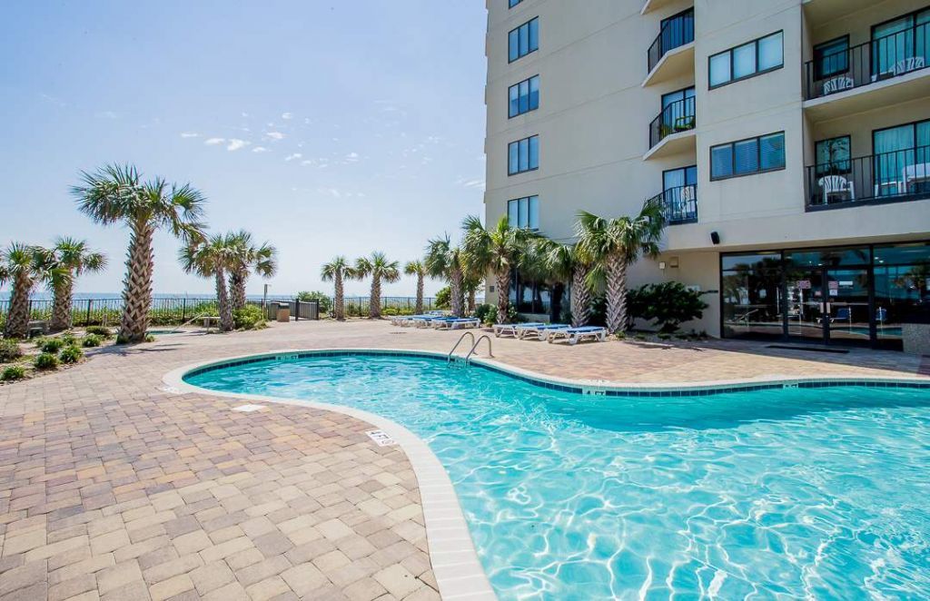 1605 S Ocean Blvd. Photo 4