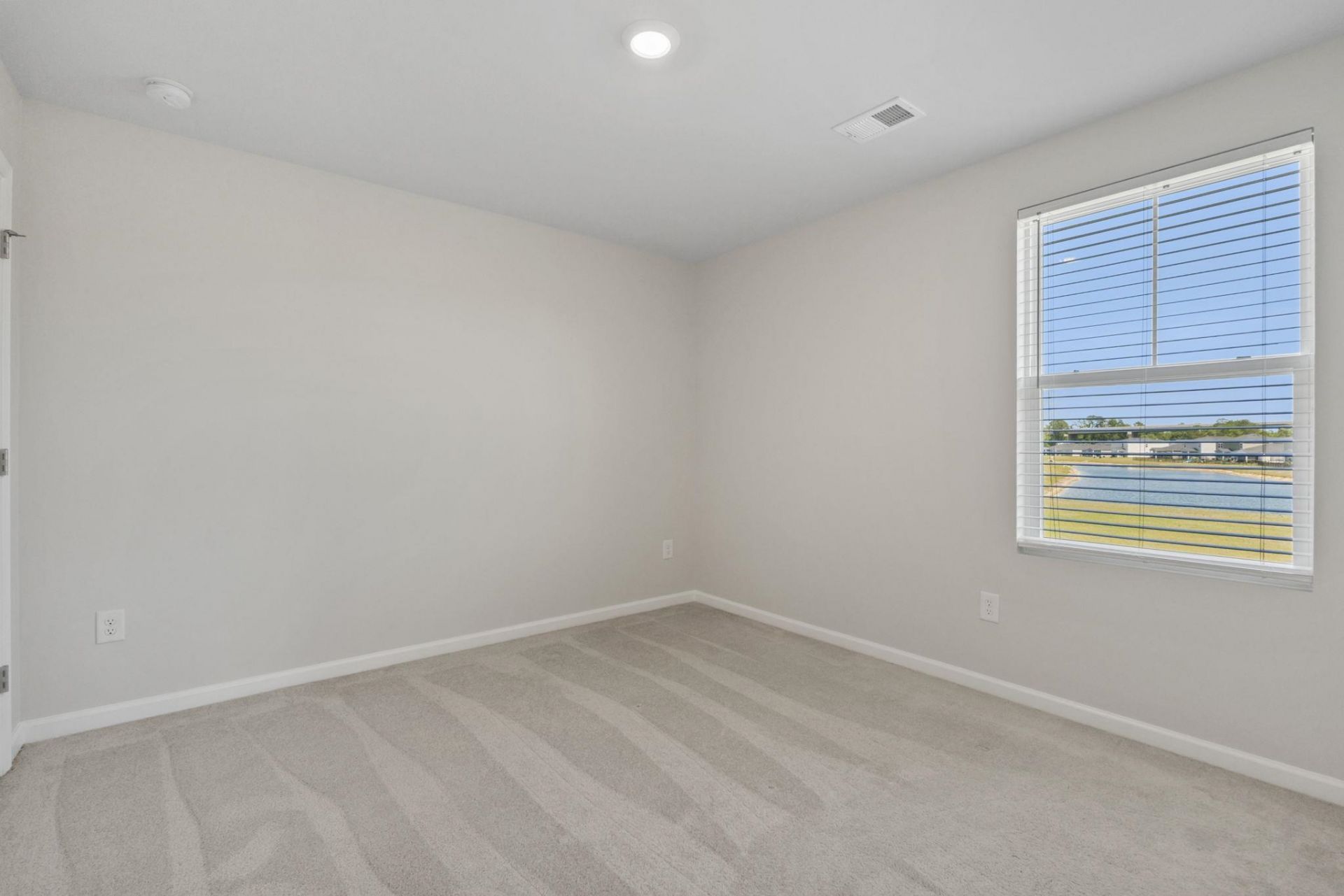 153 Timber Oaks Dr.  Photo 32