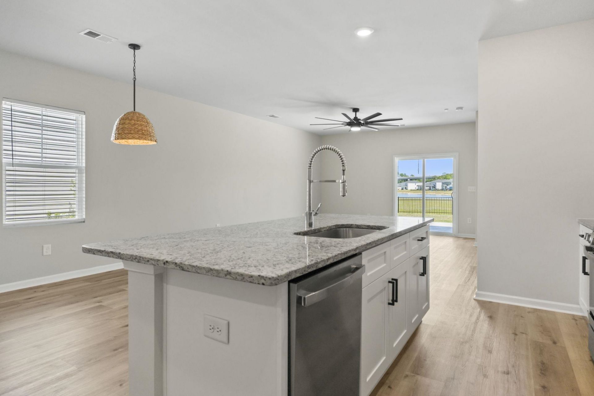 153 Timber Oaks Dr.  Photo 8