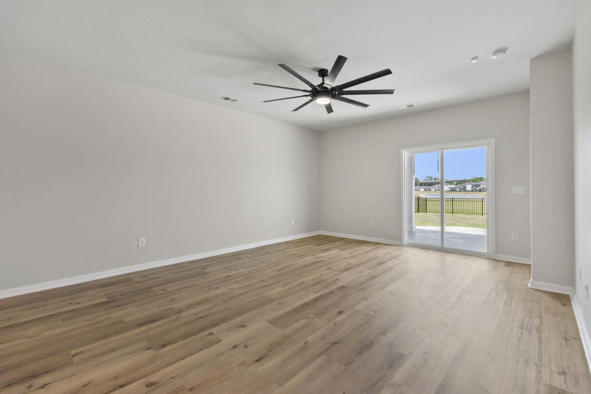 153 Timber Oaks Dr.  Photo 9