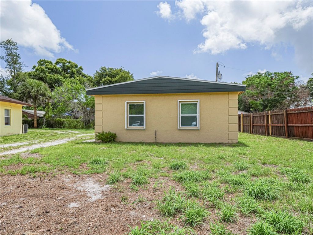 4716 29th Avenue, Vero Beach, FL 32967 Photo