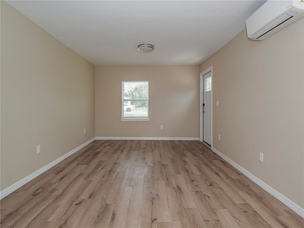 4716 29th Avenue, Vero Beach, FL 32967 Photo