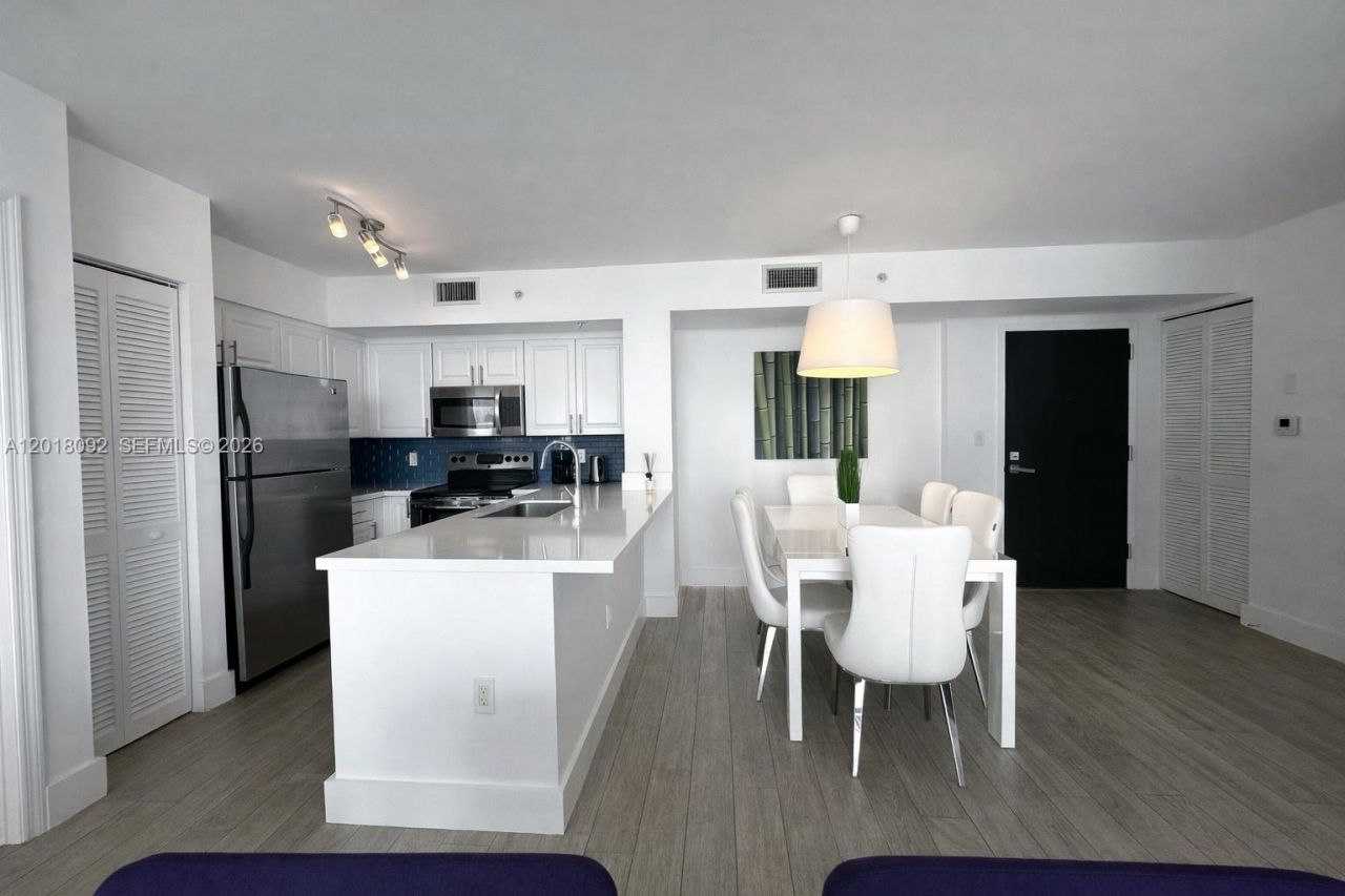90 Alton Rd , Unit 1804, Miami Beach, FL 33139 Photo