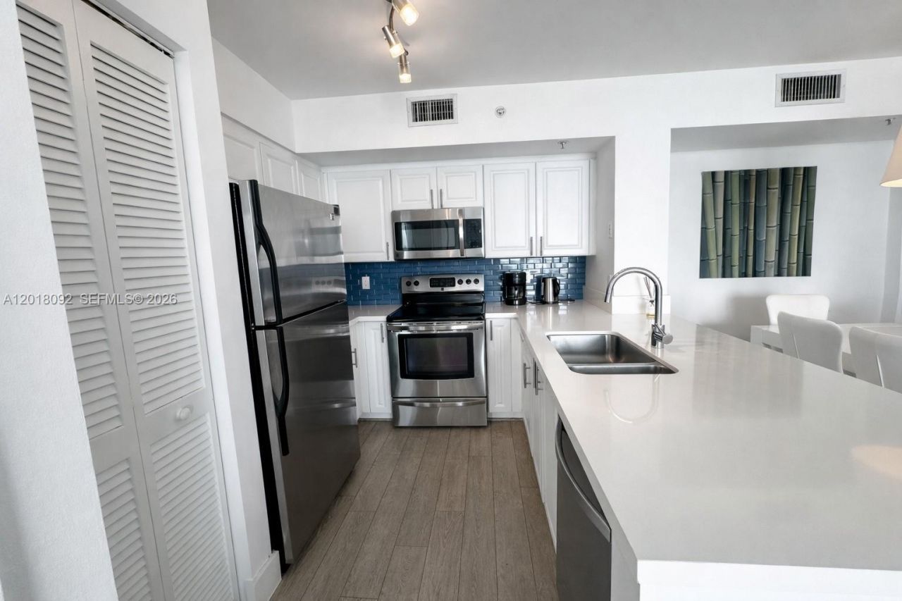 90 Alton Rd , Unit 1804, Miami Beach, FL 33139 Photo