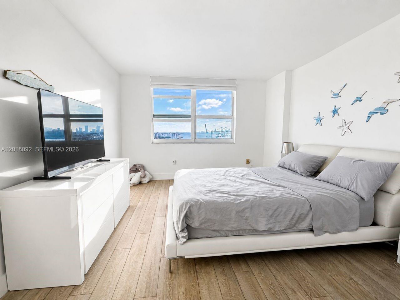 90 Alton Rd , Unit 1804, Miami Beach, FL 33139 Photo