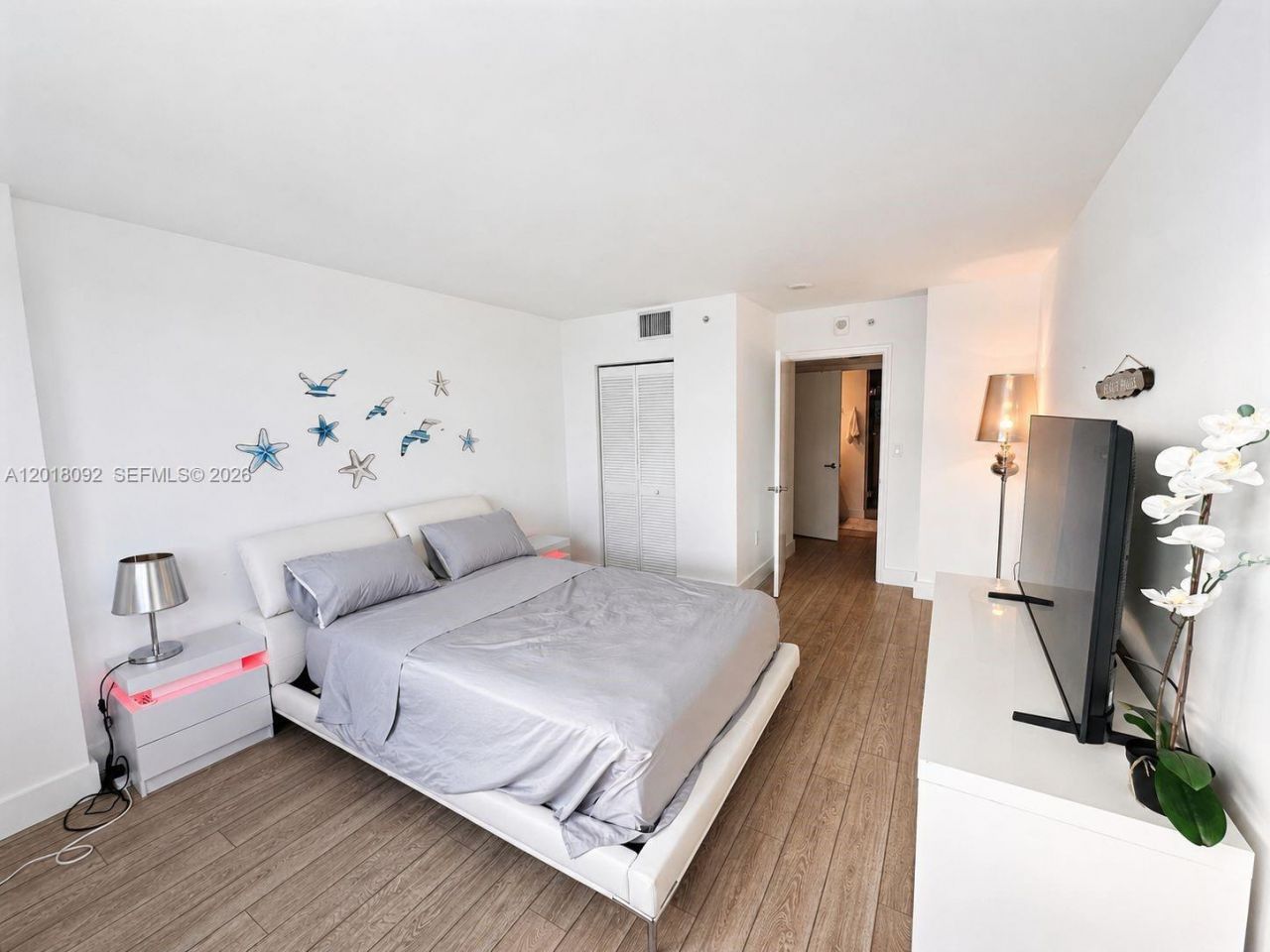 90 Alton Rd , Unit 1804, Miami Beach, FL 33139 Photo