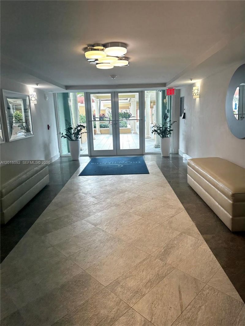 90 Alton Rd , Unit 1804, Miami Beach, FL 33139 Photo