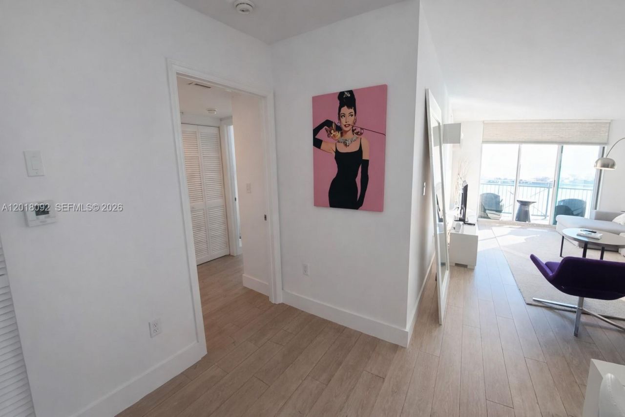 90 Alton Rd , Unit 1804, Miami Beach, FL 33139 Photo