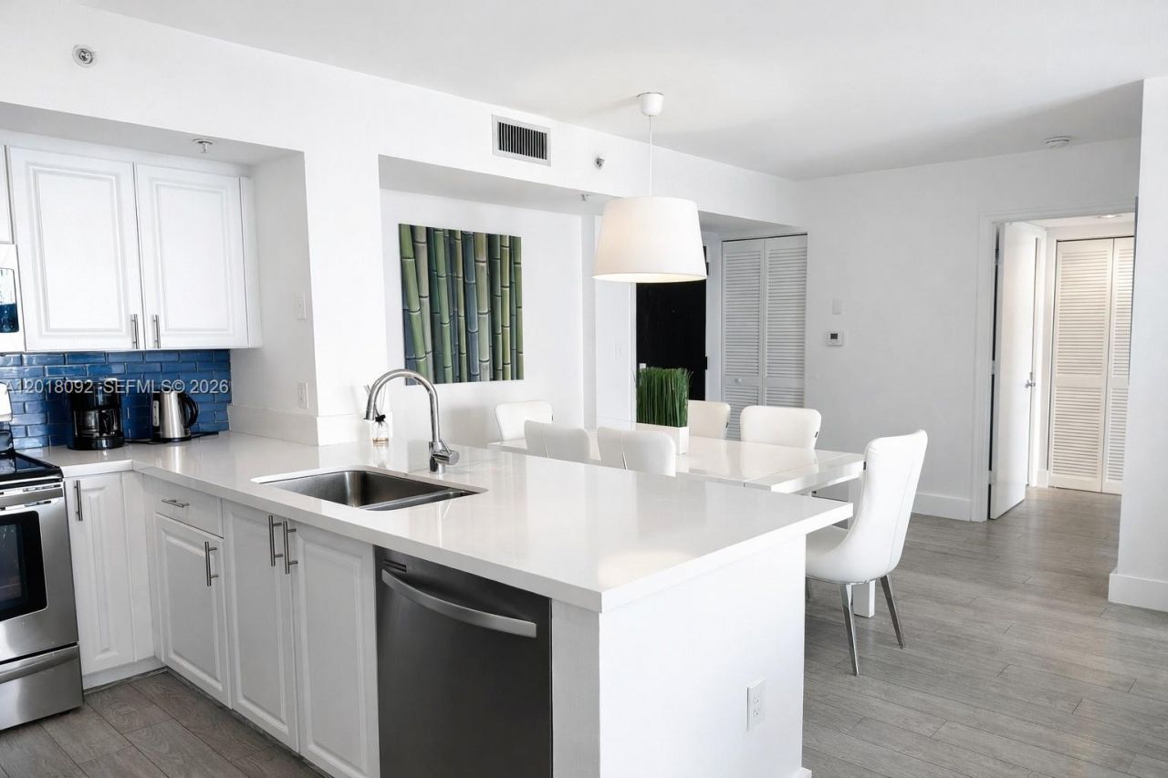 90 Alton Rd , Unit 1804, Miami Beach, FL 33139 Photo