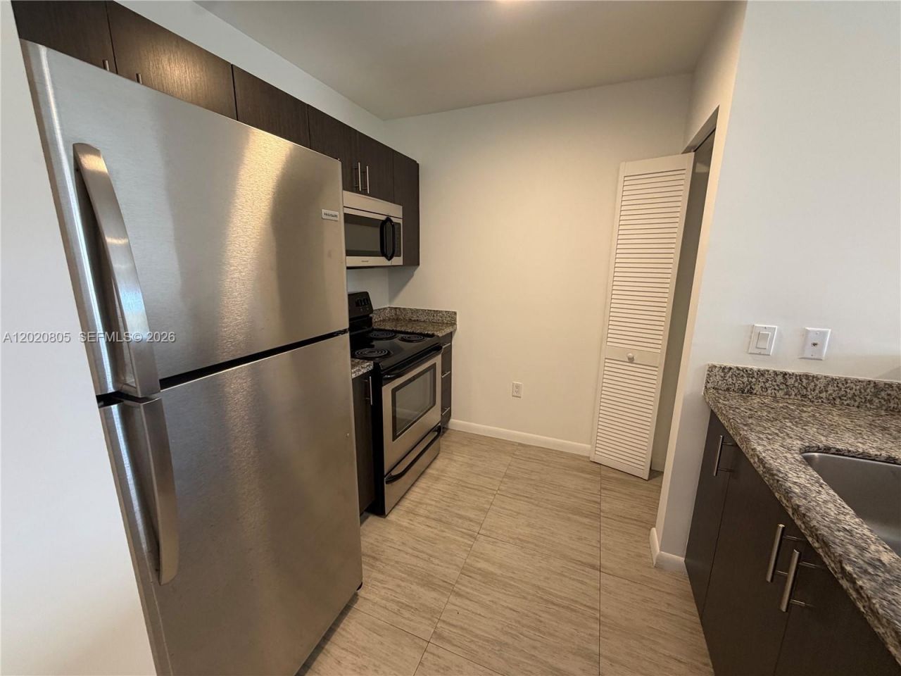 1801 SW 32nd Ave , Unit 205, Miami, FL 33145 Photo