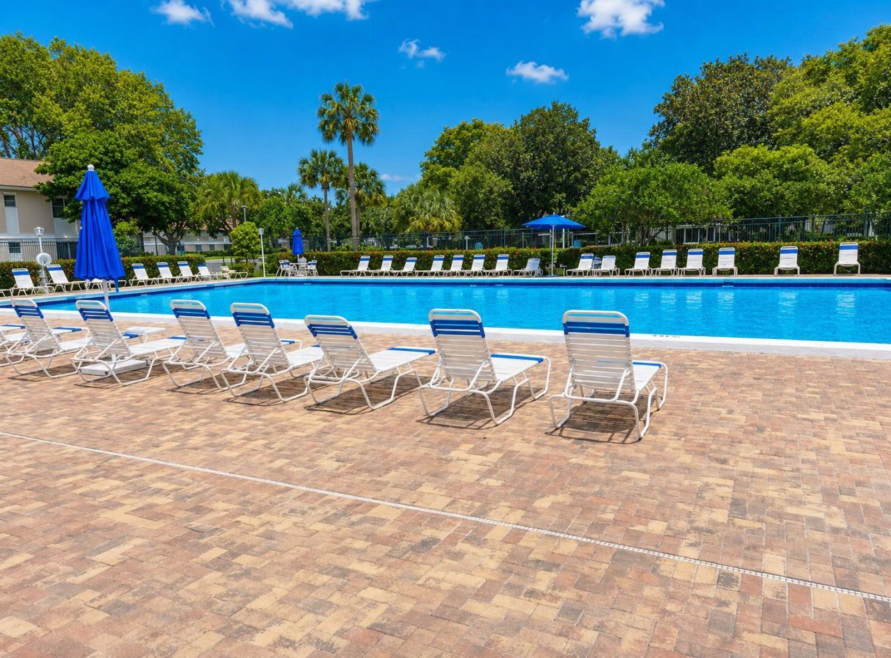 503 Gardens Drive, Unit 202, Pompano Beach, FL 33069 Photo