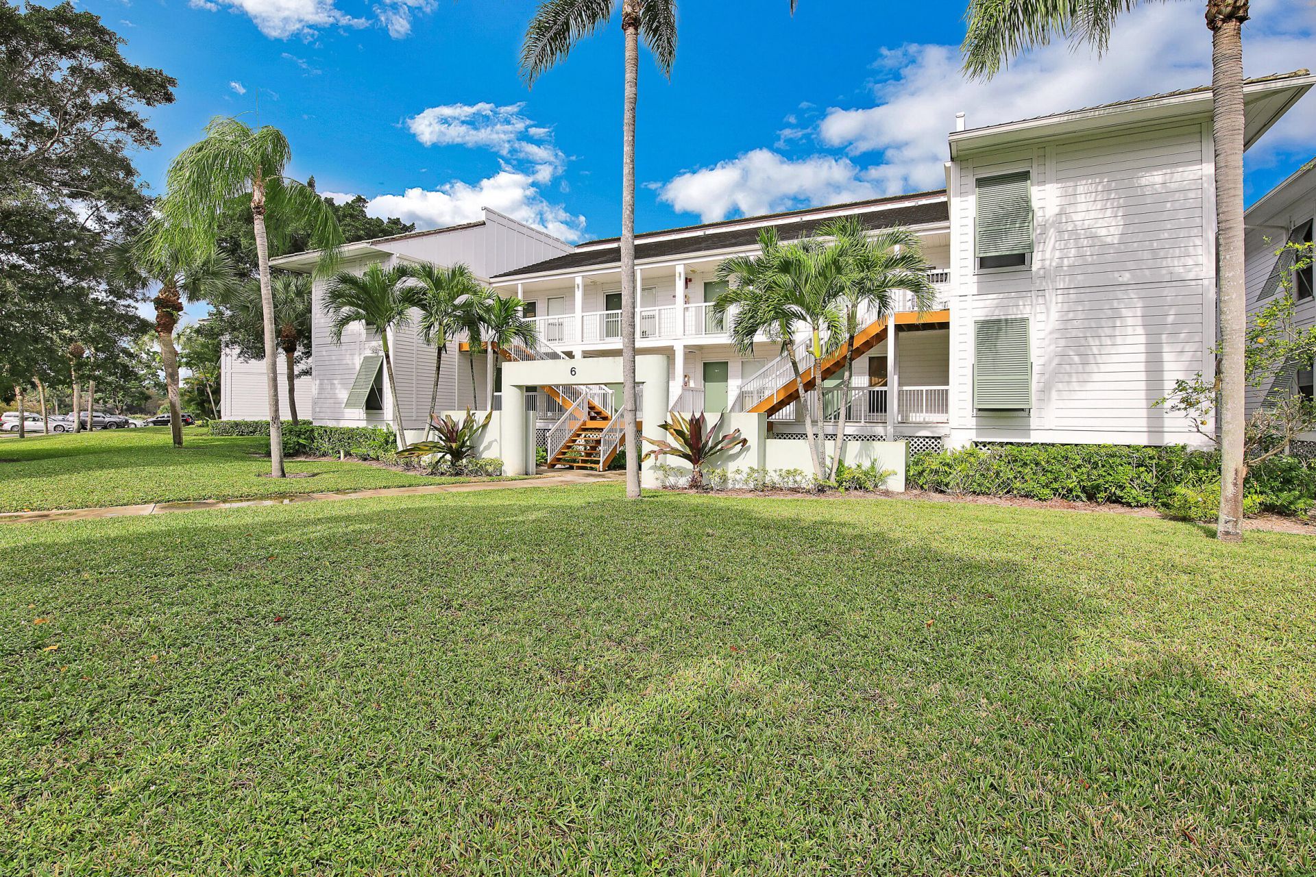 261 Cypress Point Drive, Palm Beach Gardens, FL 33418 Photo