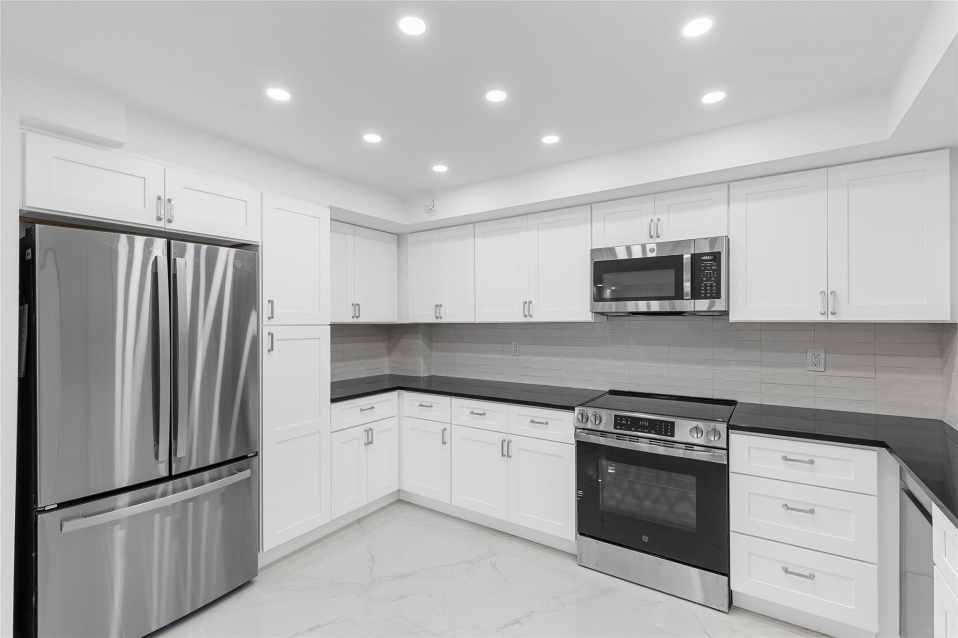 3750 Galt Ocean Drive, Unit 209, Fort Lauderdale, FL 33308 Photo
