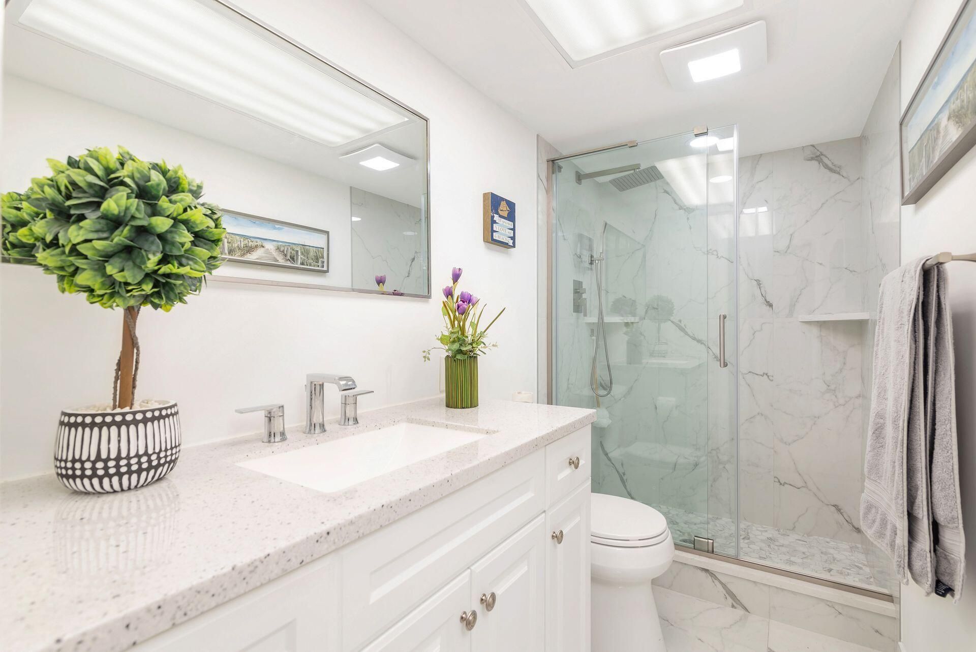 907 Marina Drive, Unit 310, North Palm Beach, FL 33408 Photo