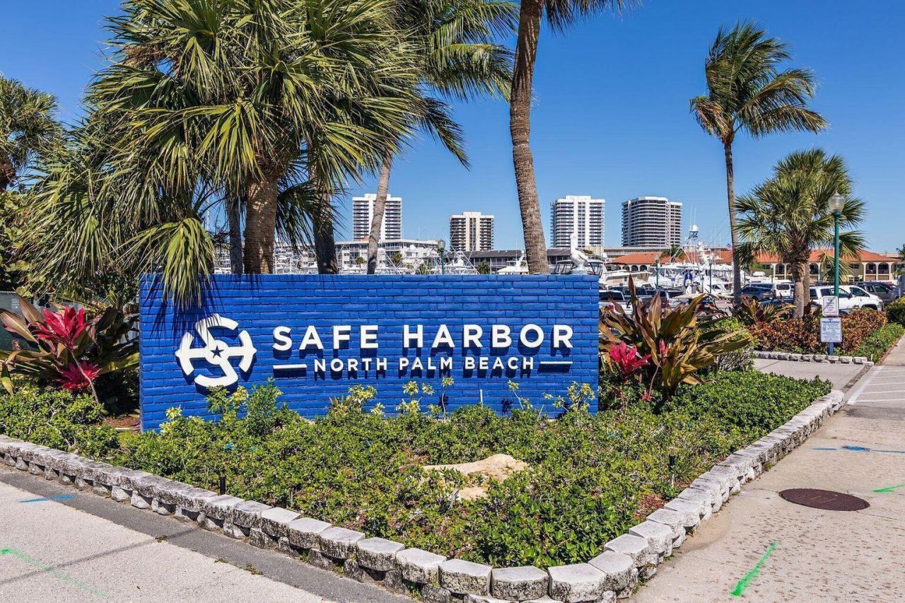 907 Marina Drive, Unit 310, North Palm Beach, FL 33408 Photo