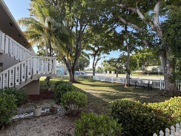 344 SE 11th Avenue, Unit 8, Pompano Beach, FL 33060