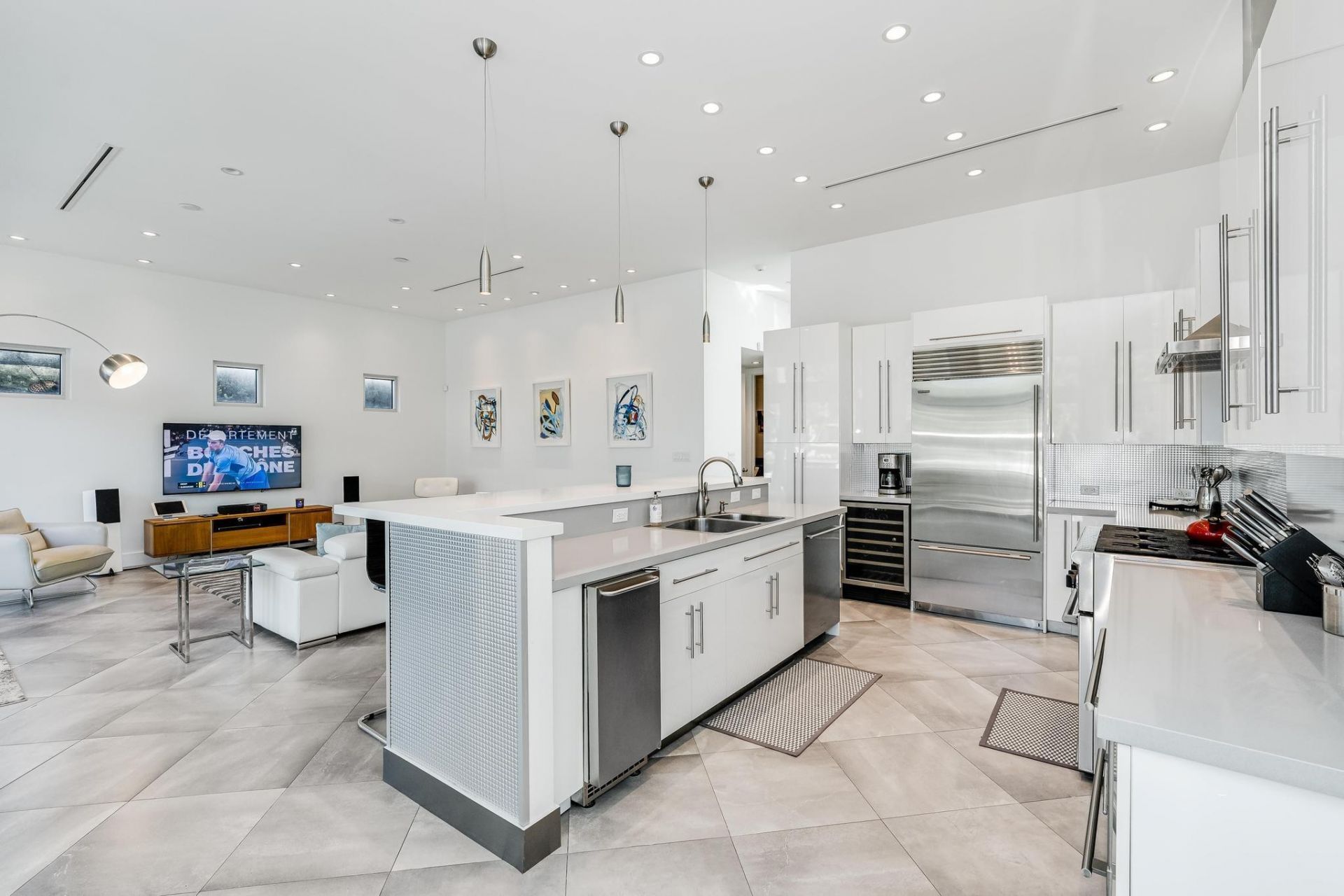 117 S Gordon Road, Fort Lauderdale, FL 33301 Photo