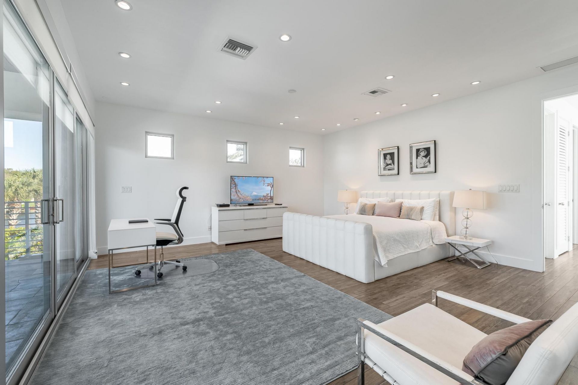 117 S Gordon Road, Fort Lauderdale, FL 33301 Photo