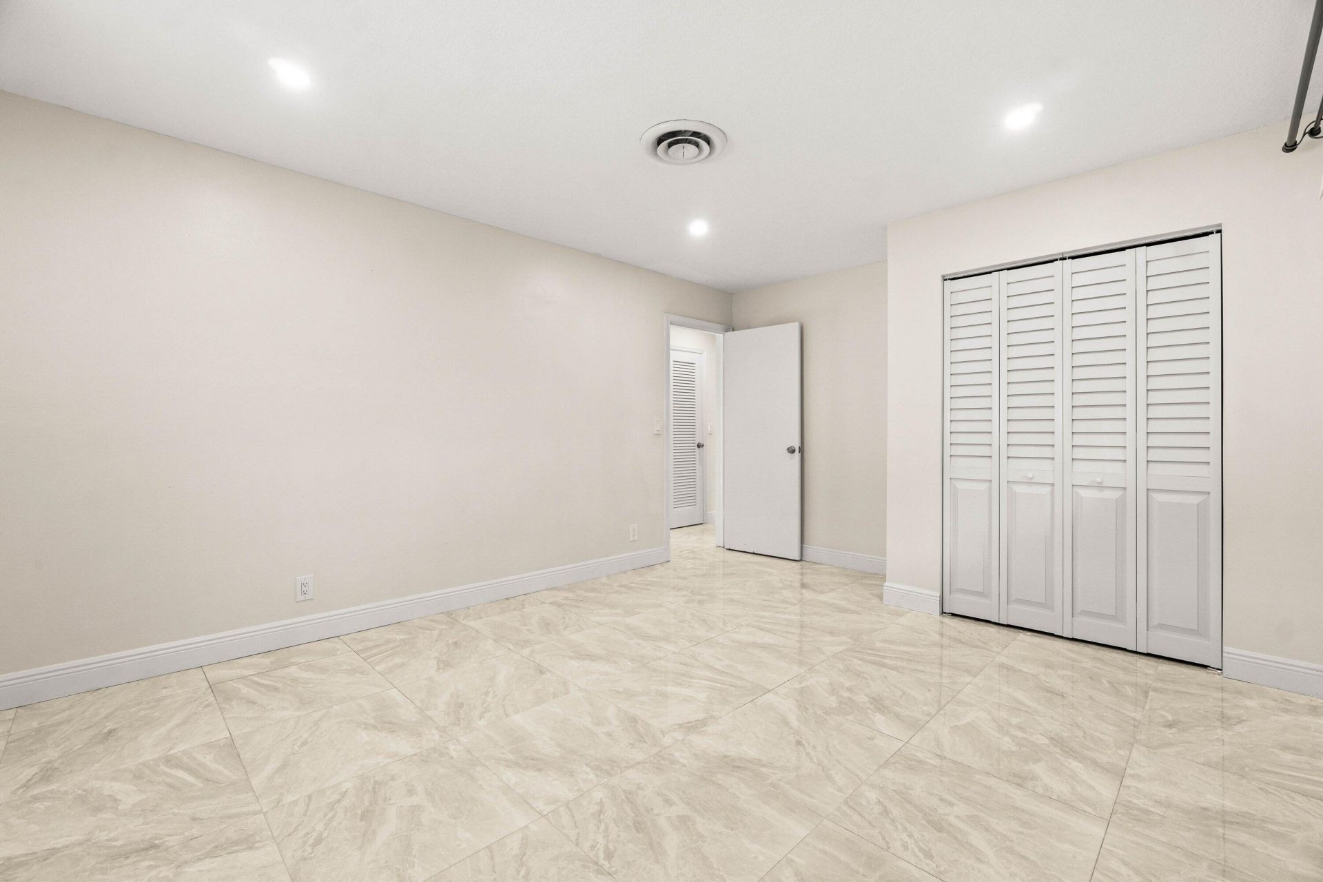 1290 SW 8th Street, Boca Raton, FL 33486 Photo