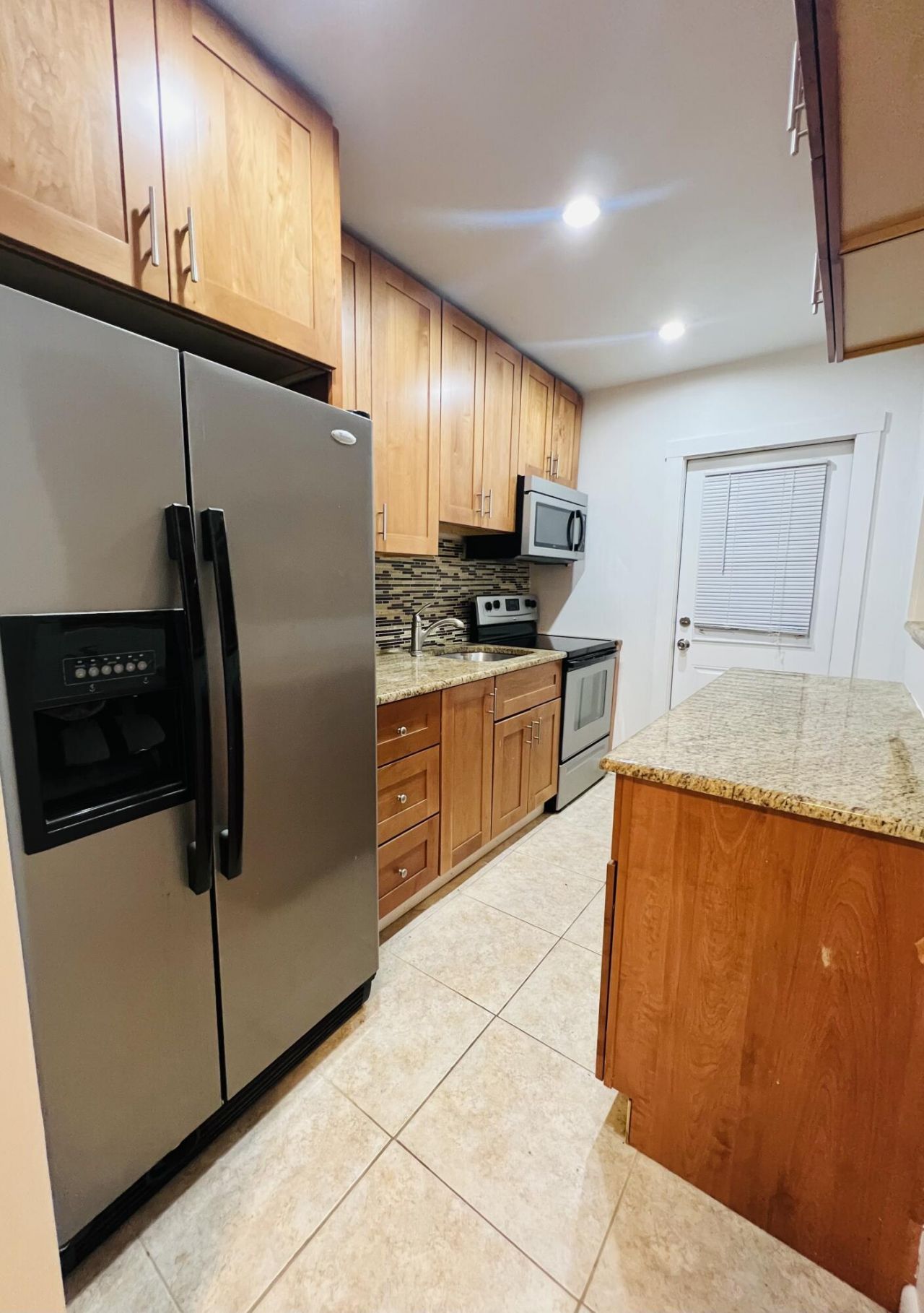 2404 NE 33rd Avenue, Unit 12, Fort Lauderdale, FL 33305 Photo