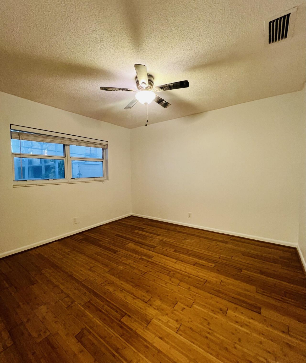 2404 NE 33rd Avenue, Unit 12, Fort Lauderdale, FL 33305 Photo