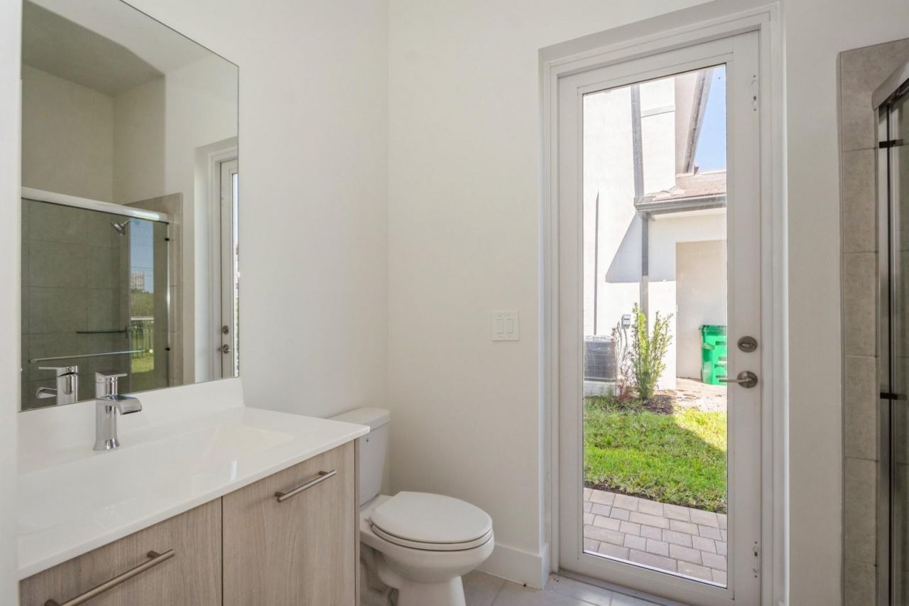 12290 SW 44th Court, Davie, FL 33330 Photo
