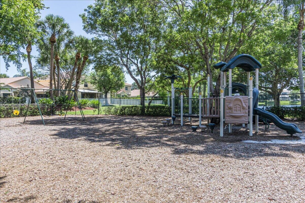 3551 Chesapeake Circle, Boynton Beach, FL 33436 Photo