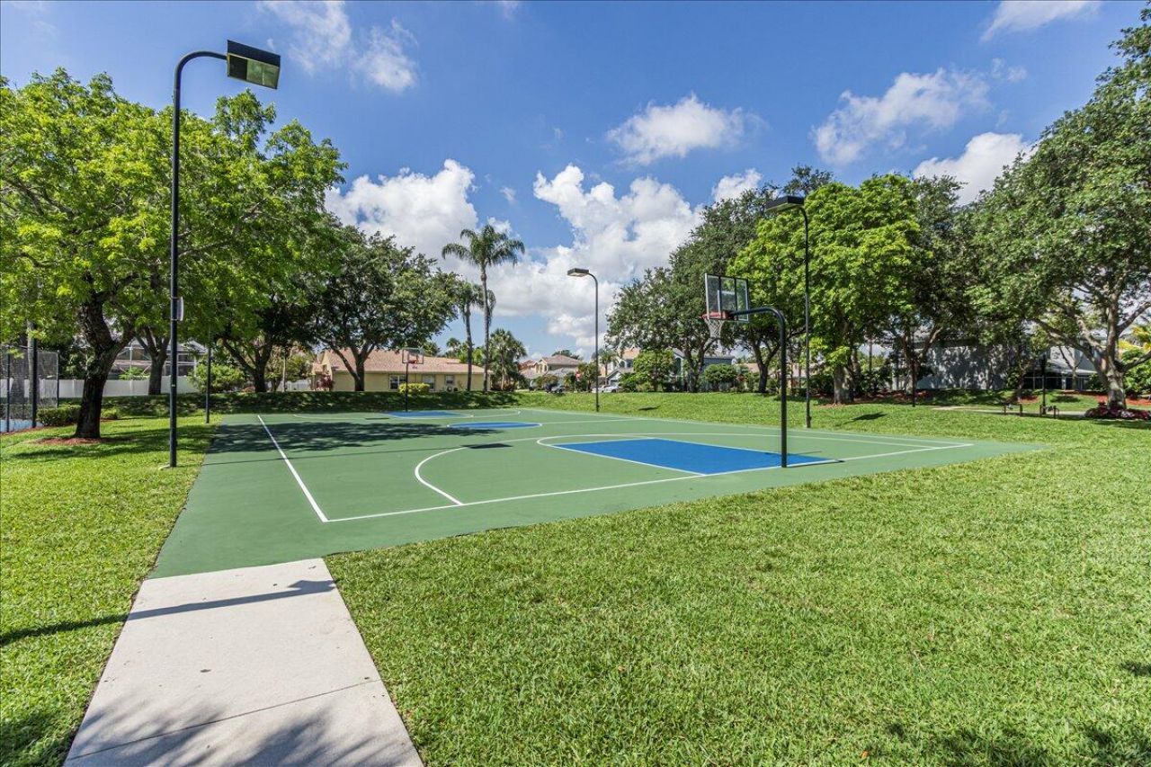 3551 Chesapeake Circle, Boynton Beach, FL 33436 Photo