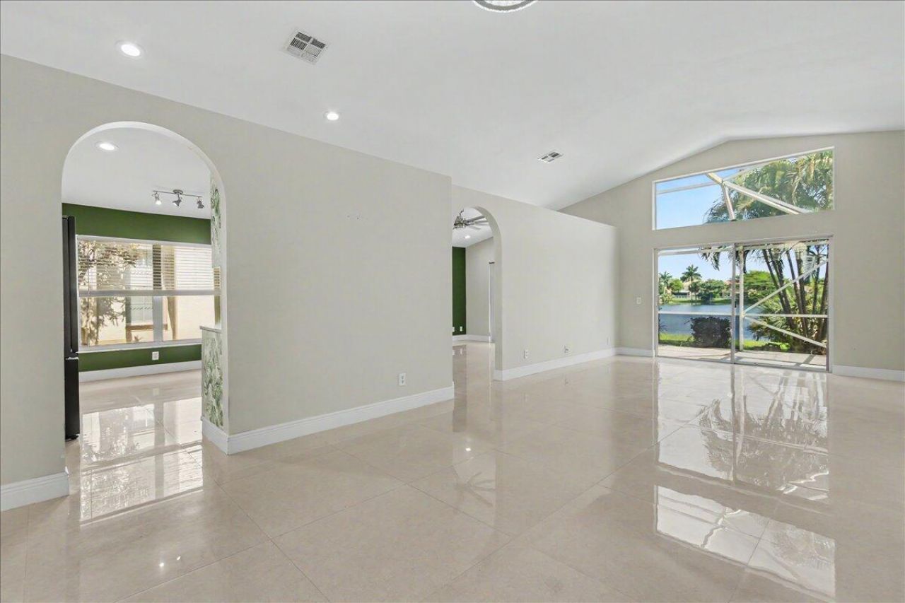 3551 Chesapeake Circle, Boynton Beach, FL 33436 Photo