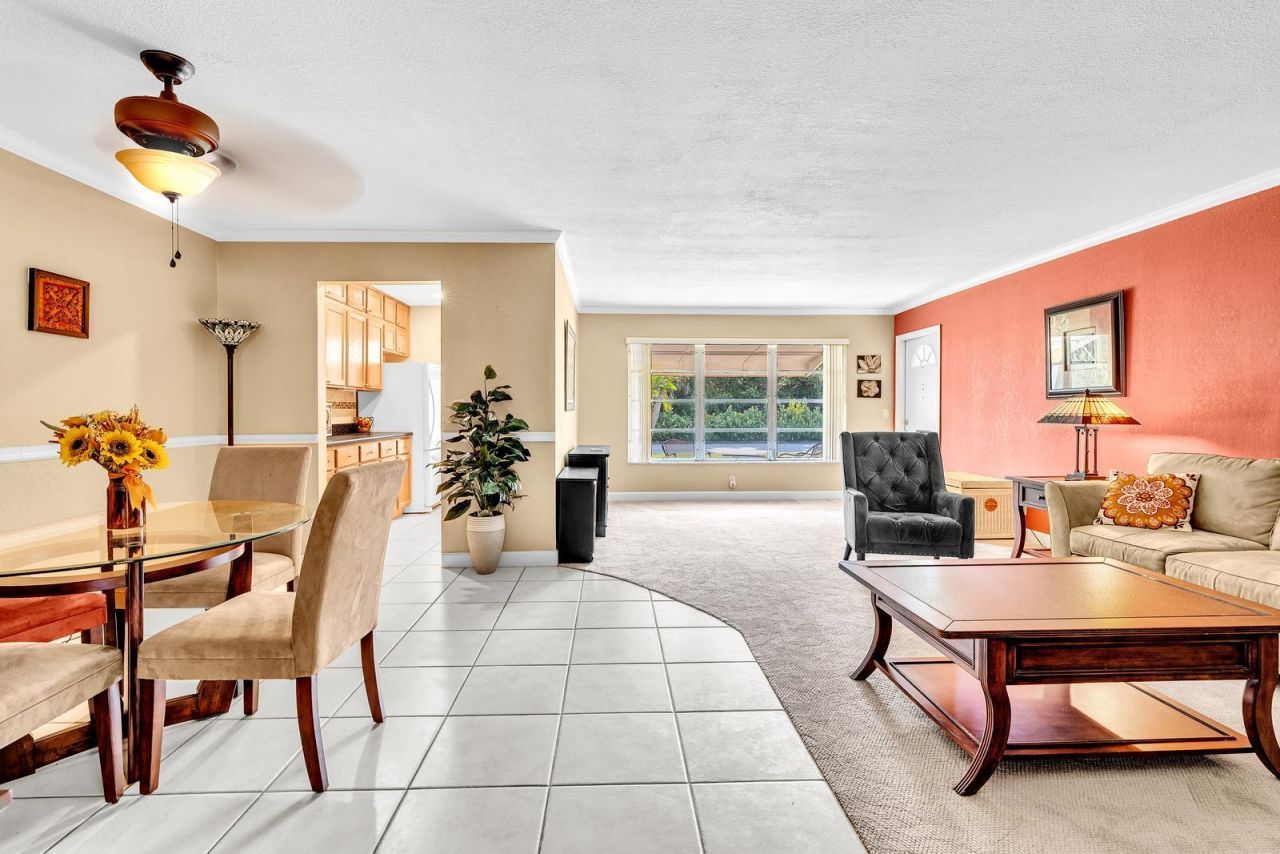 840 N High Point Blvd Boulevard N, Unit B, Delray Beach, FL 33445 Photo